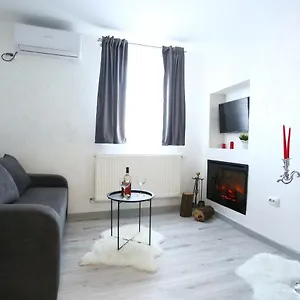 Simona Maria 2 Apartment