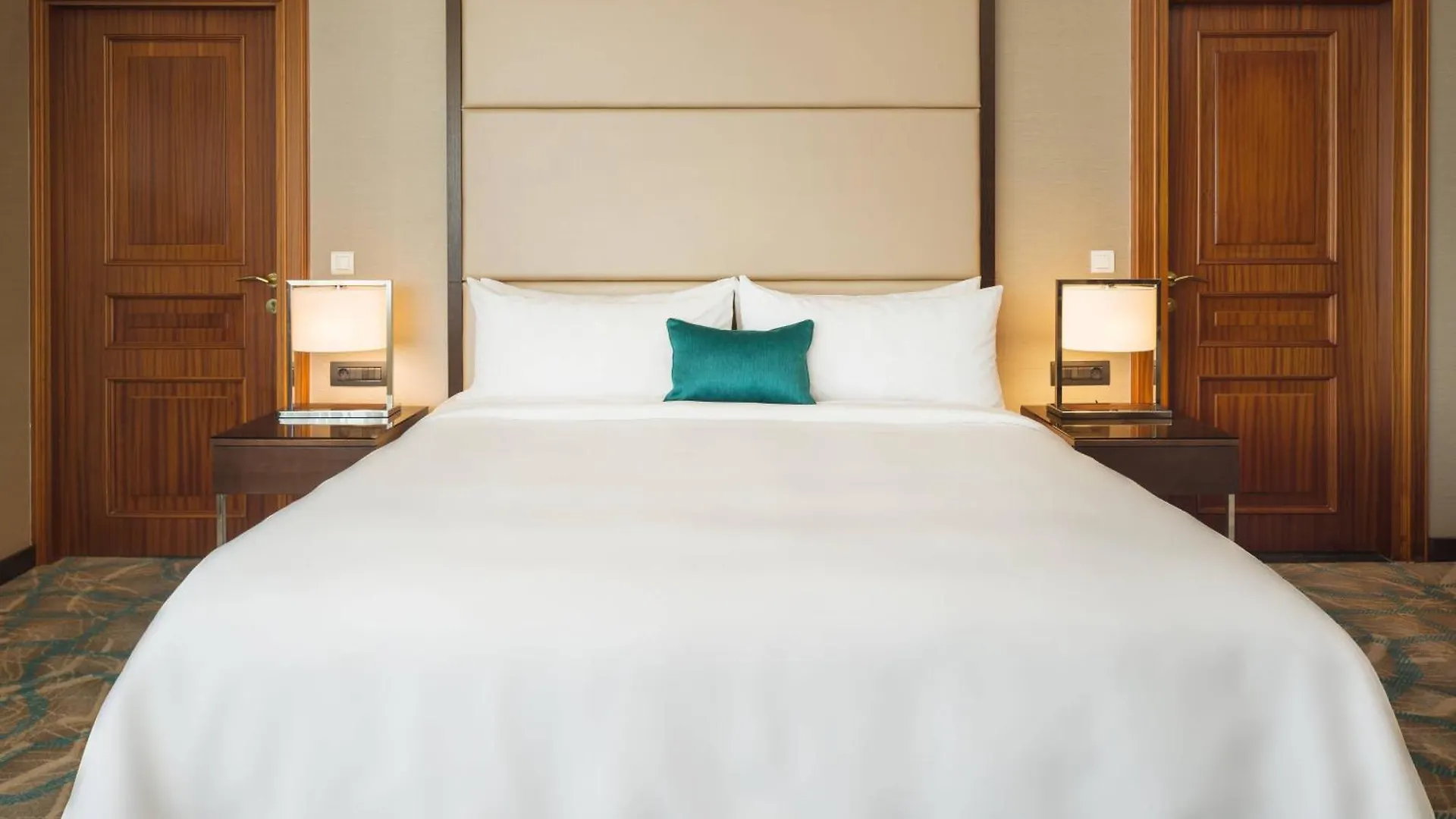 Jw Marriott Bucharest Grand Hotel